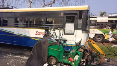 Four killed in road accident in Kadapa