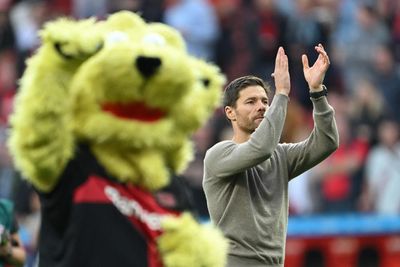 Leverkusen celebrate Alonso Day with table-topping party against Köln