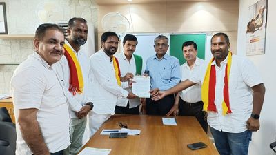 Cauvery: Farmers’ delegation from Karnataka meets CWMA Chairman and Water Resources Minister in New Delhi
