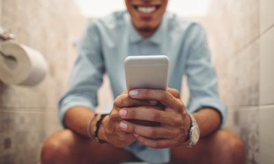 Toilet scrolling: how bathroom phone use plays havoc with your health