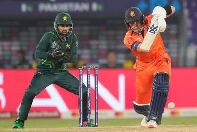 Pakistan 'extremely disappointed' over Cricket World Cup visa delay by India for media and fans
