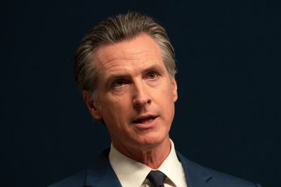 California governor vetoes bill requiring independent panels to draw local voting districts