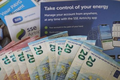 Three 150-euro energy credits and mortgage income relief planned for Budget 2024