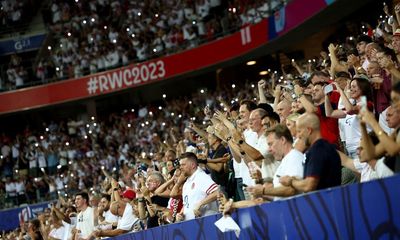 Thousands of tickets unsold for England v Fiji but Paris quarter-finals sell out