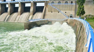 Krishnagiri KRP dam nears full capacity, water released; flood alert sounded in five districts