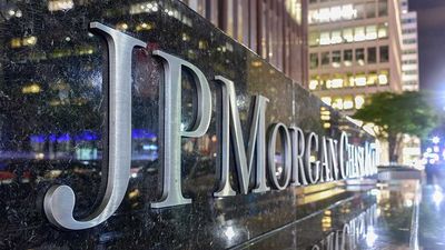 JPM Stock: JPMorgan, Wells Fargo Climb After Kicking Off Bank Earnings With Big Beats