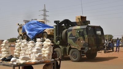Niger military rulers order UN official out as US cuts aid