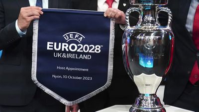 What do Scotland need to qualify for Euro 2024 tonight?