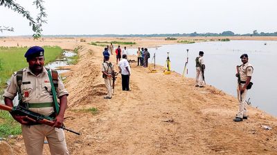 ED inspects sand quarries on Coleroon river bed in Thanjavur