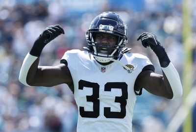 Jaguars LB Devin Lloyd ready to play with a cast: ‘It feels fine’