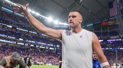 Chiefs TE Travis Kelce Expected to Play vs. Broncos, per Report