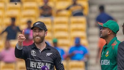 World Cup: New Zealand opt to bowl against Bangladesh