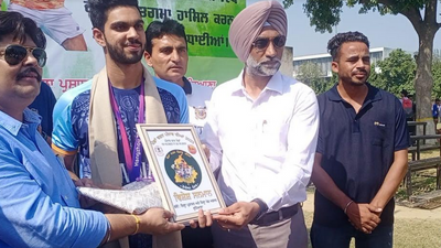 Ludhiana administration honours Asian Games silver medalist Dhruv Kapila for his feat