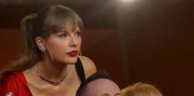 Taylor Swift, Travis Kelce are now Al Michaels official after he calls Swift the tight end’s ‘girlfriend’