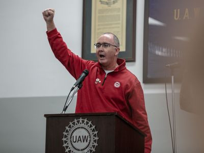 UAW announces new approach in its historic strike against the Big Three automakers