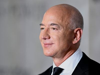 Jeff Bezos buys neighbour’s Florida mansion for $79m in exclusive ‘Billionaire Bunker’ island