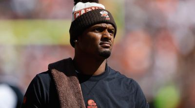 Report: DeShaun Watson’s Timeline to Return From Shoulder Injury Troubling News for Browns