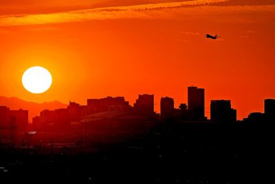 The toll of heat deaths in the Phoenix area soars after the hottest summer on record