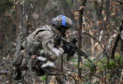 Ukraine-Russia war – live: Two dead as Russian troops continue fierce shelling of Avdiivka