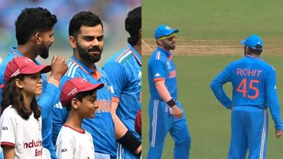 IND vs PAK: Virat Kohli forgets to wear correct jersey vs Pakistan