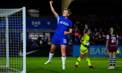 Kerr and Cuthbert help Chelsea canter to WSL win over West Ham