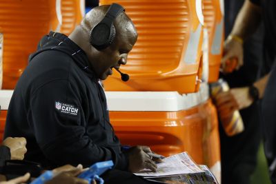 Commanders OC Bieniemy understands the need to adjust when things aren’t going well