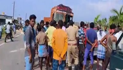 Tamil Nadu road accident: Seven died in car-truck collision in Chengam