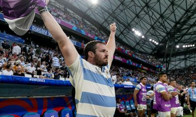 Argentina’s Cheika to use travel delay as fuel for New Zealand semi-final