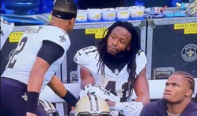 Alvin Kamara looked so disinterested as Jameis Winston ranted to him on the Saints sideline