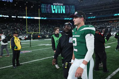 Studs and duds from Jets’ 20-14 win over Eagles