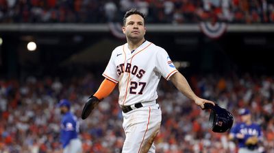 Jose Altuve Made Costly Baserunning Blunder After Alex Bregman's Near-Home Run vs. Rangers