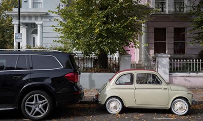 SUVs emit more climate damaging gas than older cars do, study finds