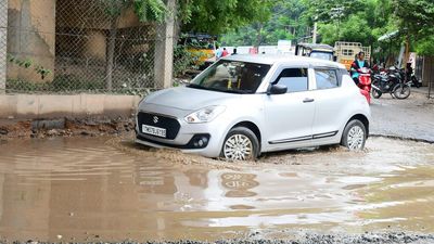 Southern T.N. gets widespread rain; holiday declared for schools, colleges in Dindigul