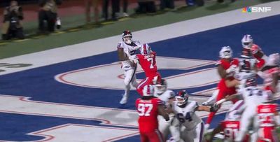 Refs completely missed a Bills blatant holding call on the final play vs. Giants