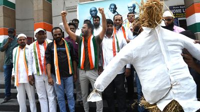 Congress cracks the whip against indiscipline in Telangana