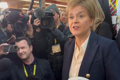 Nicola Sturgeon gives SNP strategy 'full support' after de facto referendum binned