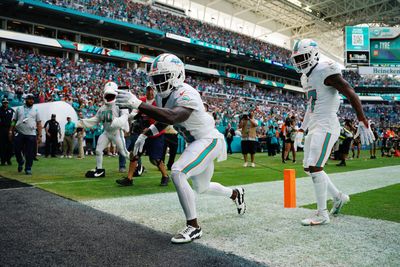 Best photos from Dolphins’ 42-21 win vs. the Panthers