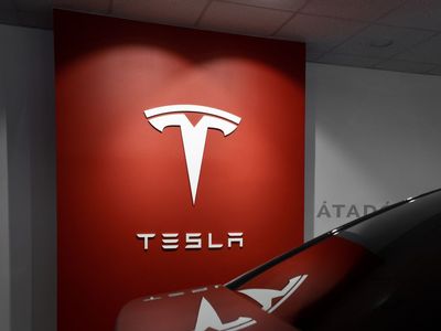 Tesla’s Q3 Results Awaited Amid Concerns Of Margin Erosion