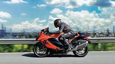 2024 Suzuki Hayabusa 25th Anniversary Edition Makes Its Way To The UK