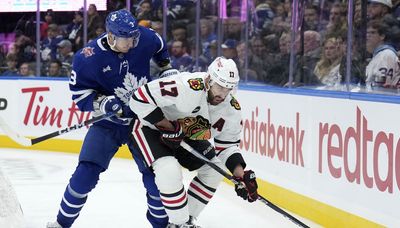 Blackhawks answer challenge with impressive win over Maple Leafs