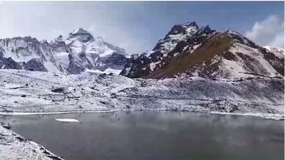 Uttarakhand's Pithoragarh receives first snowfall of season, temperature dips