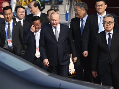 Putin begins visit in China, underscoring Moscow's ties with Beijing