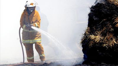 WA bushfire warning downgraded to watch and act