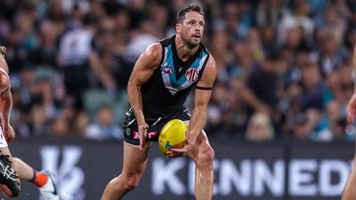 Boak's 350 milestone looms as he signs new Port deal