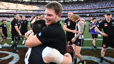 Swans keen to lure hard-luck Magpies star Adams north