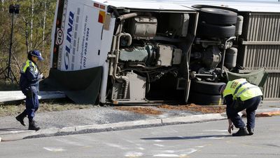 Bus crash sparks new push for passengers to buckle up