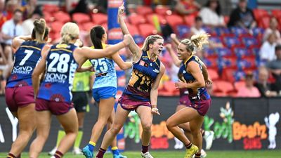 Lions continue AFLW QClash dominance with Suns drubbing