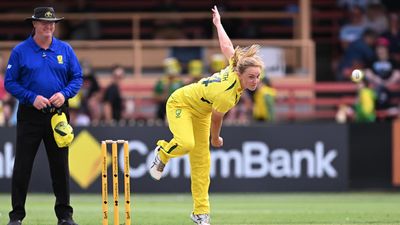 Australia's bowlers to juggle WBBL with Test prep