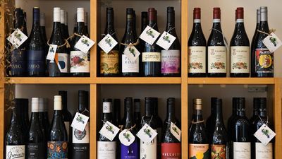 Calls for wine support as China tariffs deadline looms
