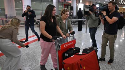 More evacuated Australians arrive home from Middle East